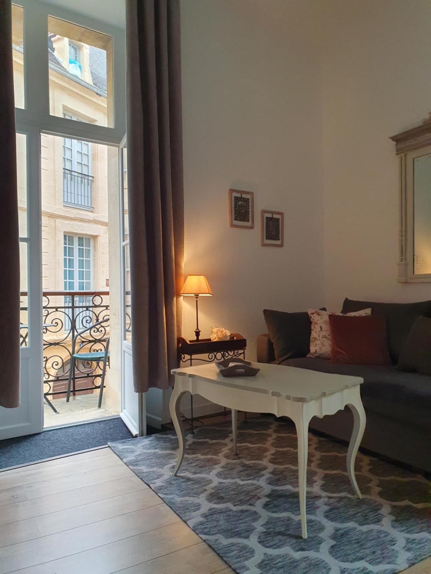 L Appart D En Face Sarlat Exterior foto